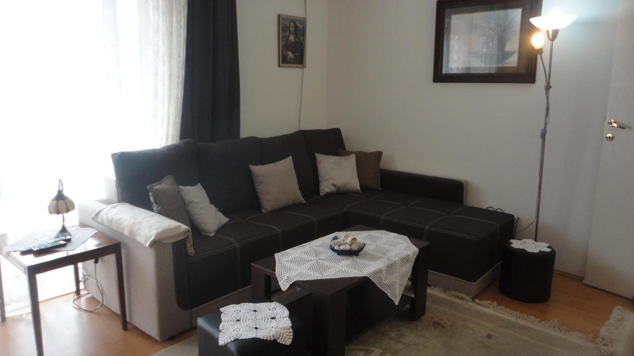 באר Brankas Apartments מראה חיצוני תמונה