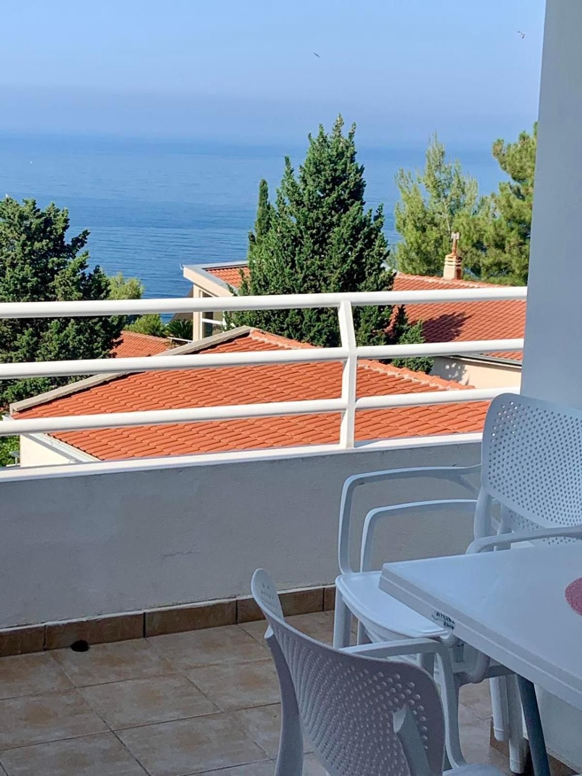 באר Brankas Apartments מראה חיצוני תמונה