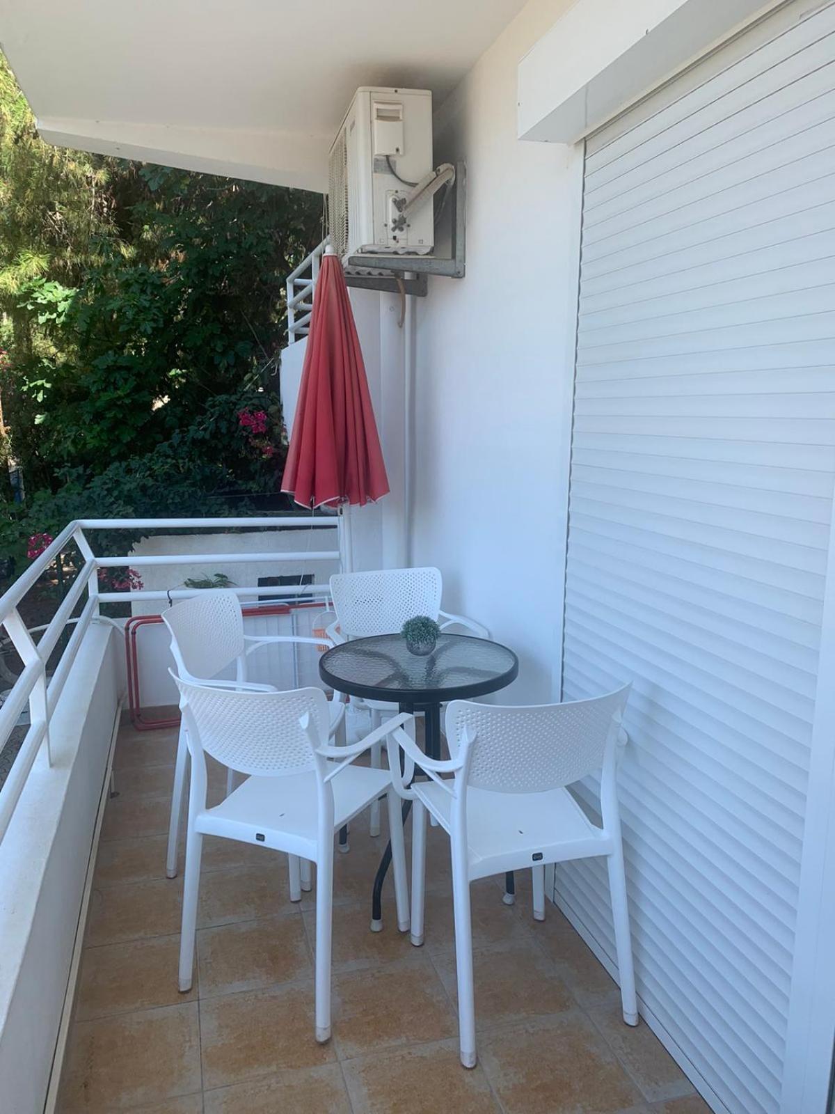באר Brankas Apartments מראה חיצוני תמונה