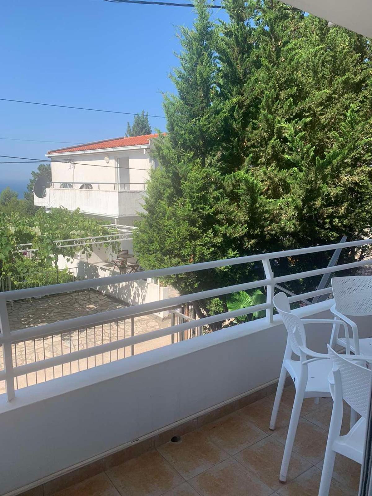 באר Brankas Apartments מראה חיצוני תמונה