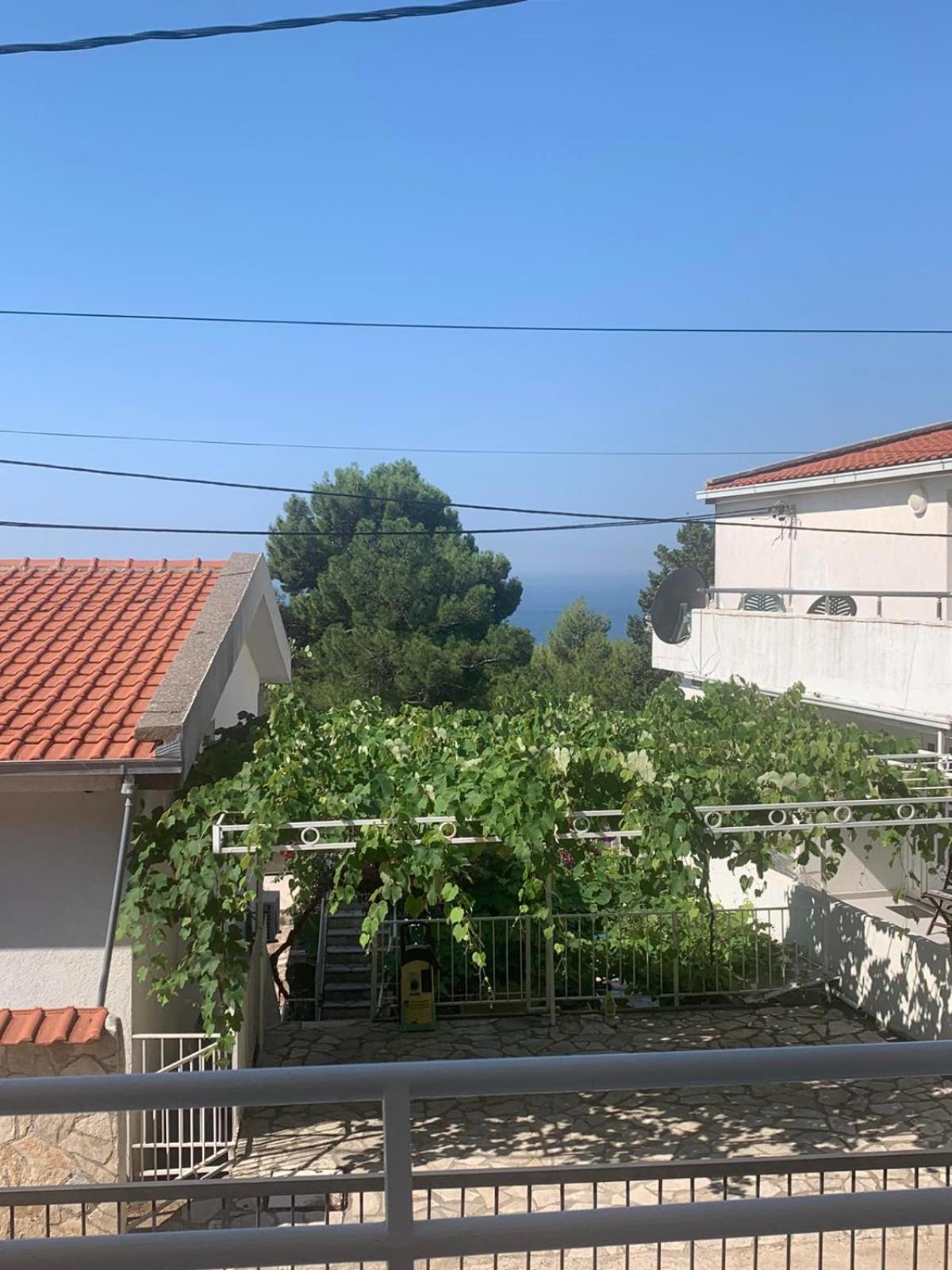 באר Brankas Apartments מראה חיצוני תמונה