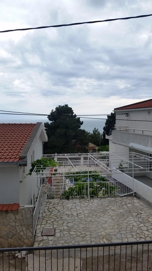 באר Brankas Apartments מראה חיצוני תמונה
