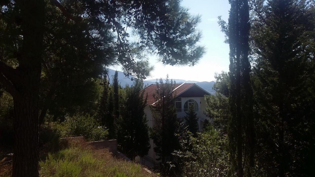 באר Brankas Apartments מראה חיצוני תמונה