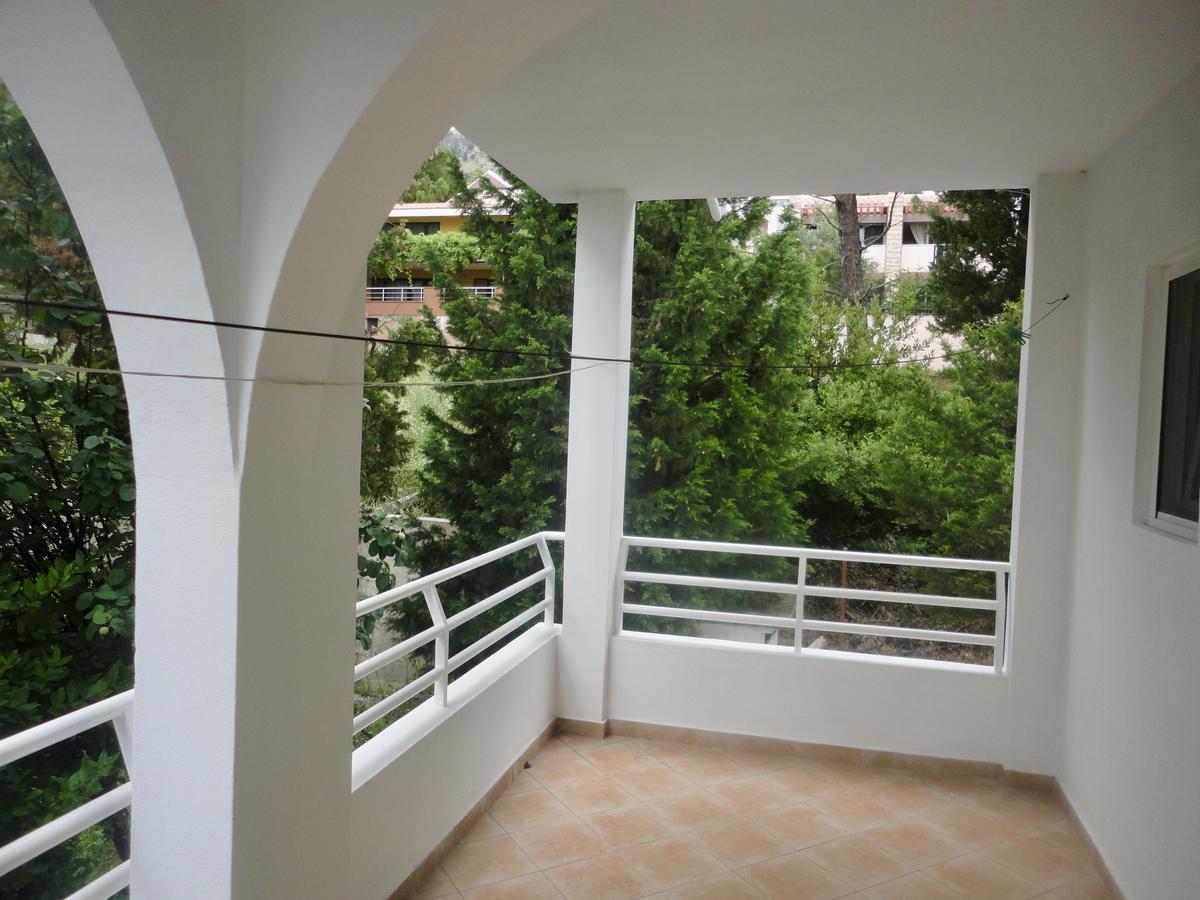 באר Brankas Apartments מראה חיצוני תמונה