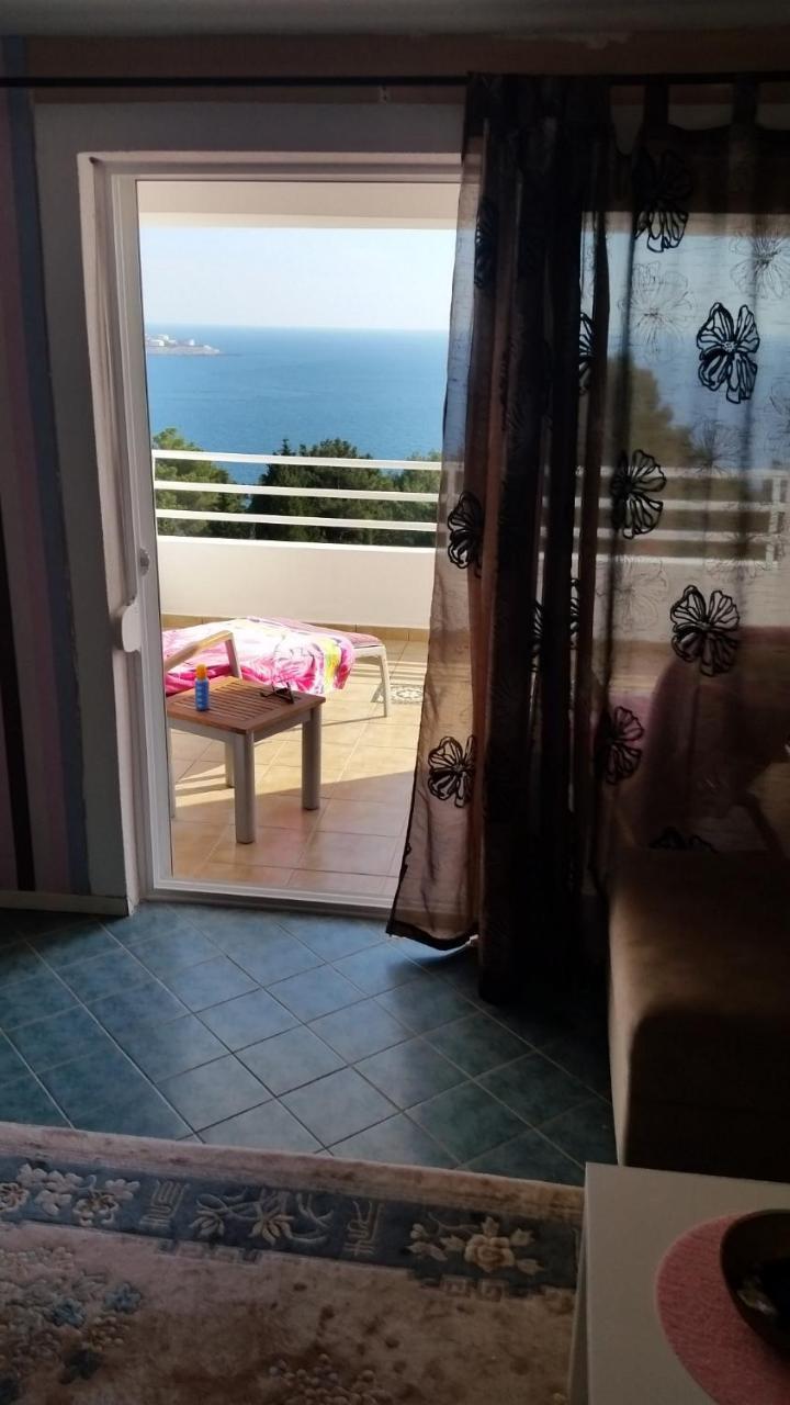 באר Brankas Apartments מראה חיצוני תמונה