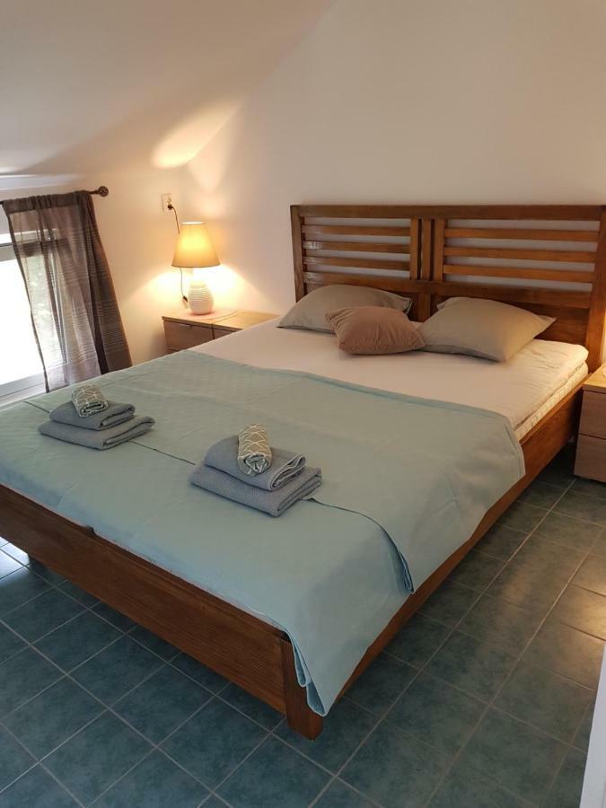 באר Brankas Apartments מראה חיצוני תמונה